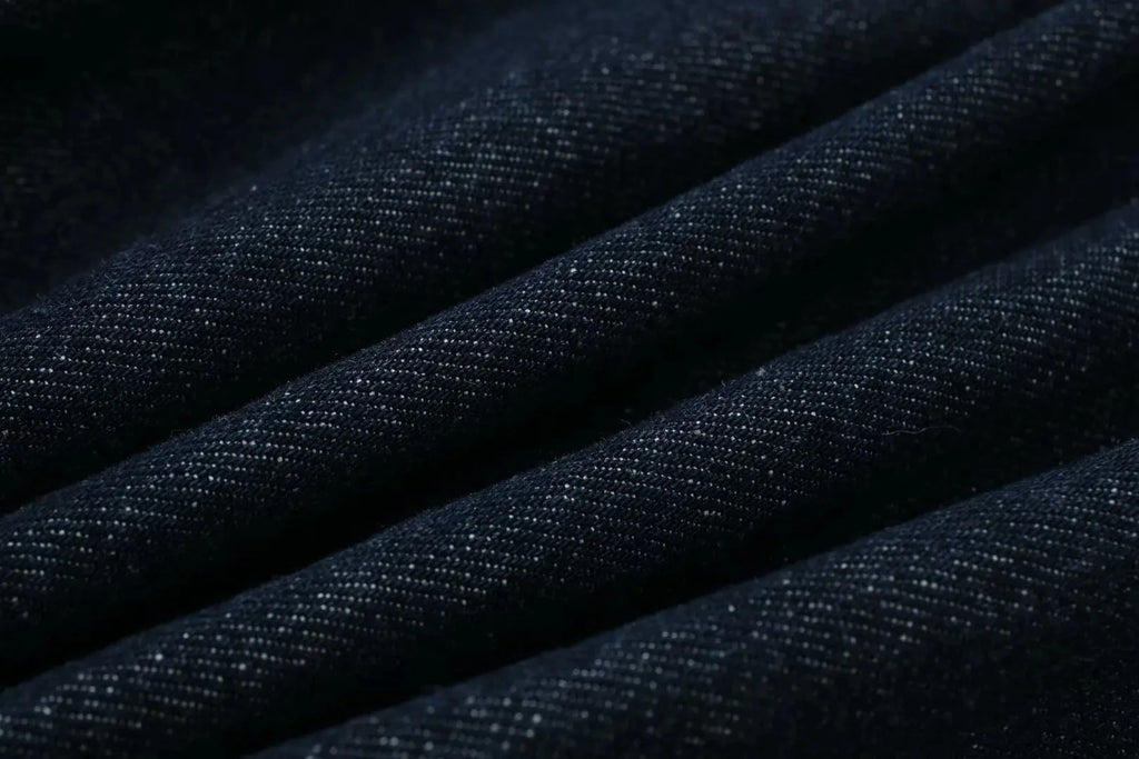 DENIMÉ - סט ג’ינס כהה עם ג’קט קצר ומכנסיים רחבים בקיפול