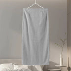 סט שני חלקים צמרי בעיצוב מלכותי חצאית מידי ובלייזר - Reina