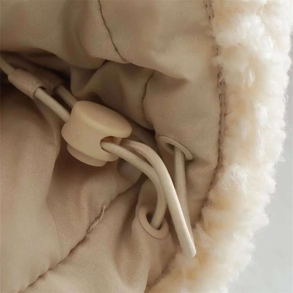 CAROL - מעיל קז’ואל עם מגע קטיפתי בגזרה משוחררת