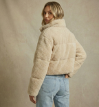 CAROL - מעיל קז’ואל עם מגע קטיפתי בגזרה משוחררת